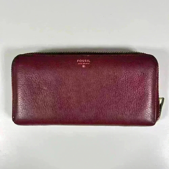 FOSSIL Burgundy Leather Zip Around Wallet Multi Compartment Classic Everyday - Picture 1 of 9